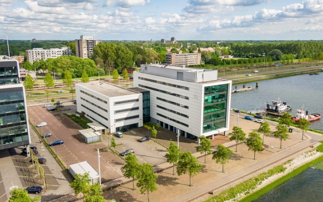 M7 verhuurt kantoor aan de Waalhaven Oostzijde 85 in Rotterdam aan Hellmann Worldwide Logistics